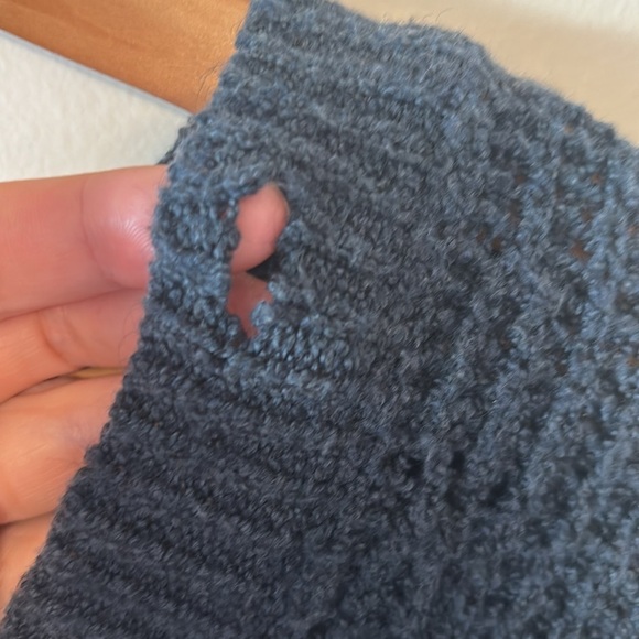 Nine West V-Neck Stitch Front Pullover Tunic Sweater - Picture 7 of 7